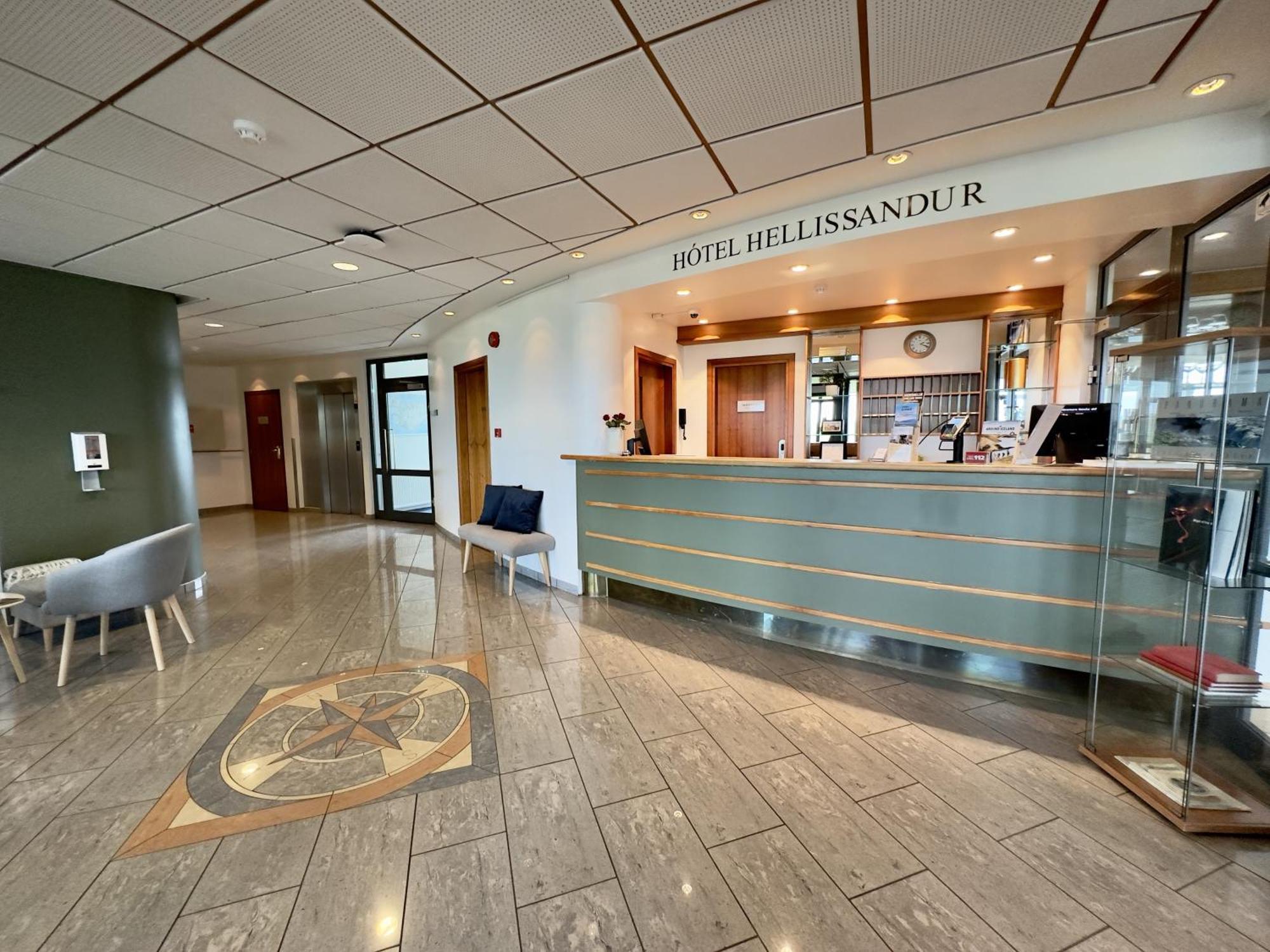 Adventure Hotel Хеллиссаннур Экстерьер фото